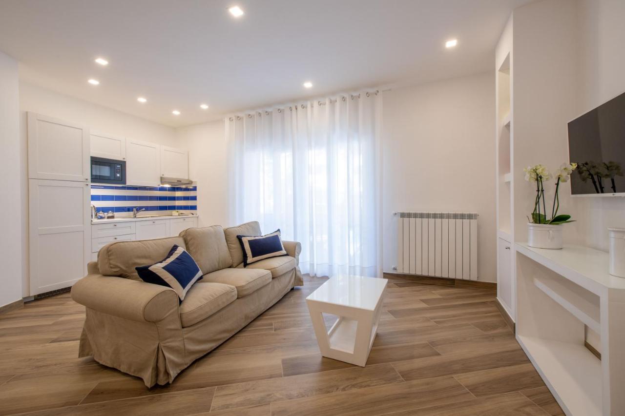 Solymar Due Apartment Sorrento Exterior photo